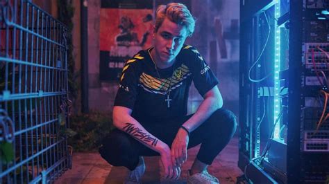 twisten valorant dapatkan skin battle machine lewat aplikasi myTelkomsel isi bnet balance cepat yang dikirim otomatis kokoh base tentang durasi streaming tahan serangan untuk keluarga image 3